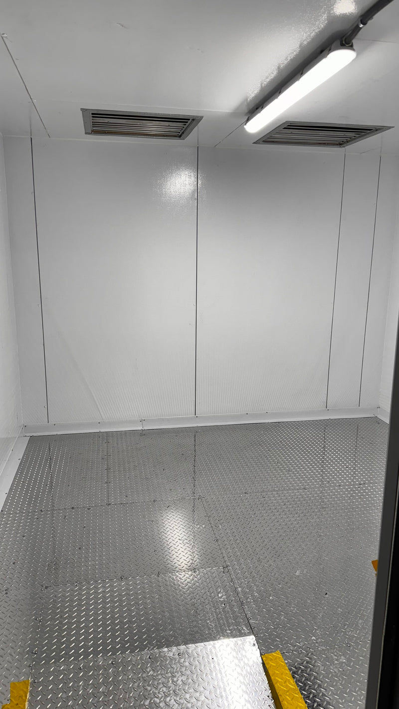 8'x8'x8 high walk in cooler or freezer box