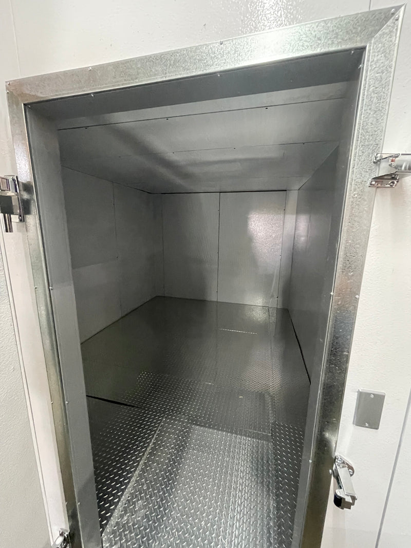 8'x8'x8 high walk in cooler or freezer box